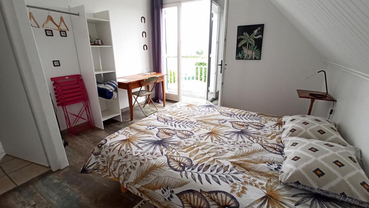 Chambres d'Hôtes Solely Saint-Clair-de-la-Tour Extérieur photo